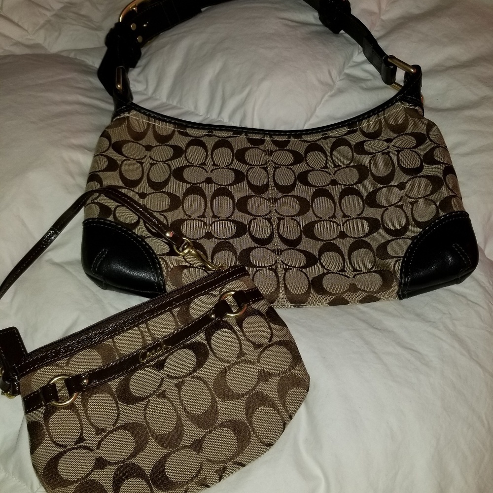 Coach hobo & wristlet